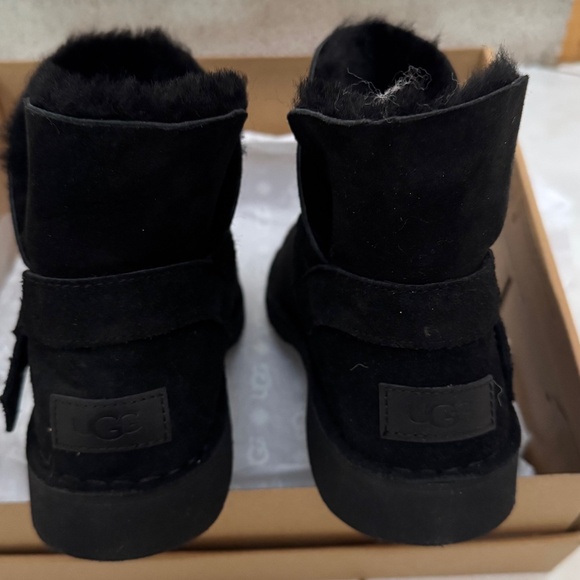 UGG Zariyah Water Repellent Ankle Bootie (Women) Size 7.5 - BLACK   NEW - Picture 11 of 14